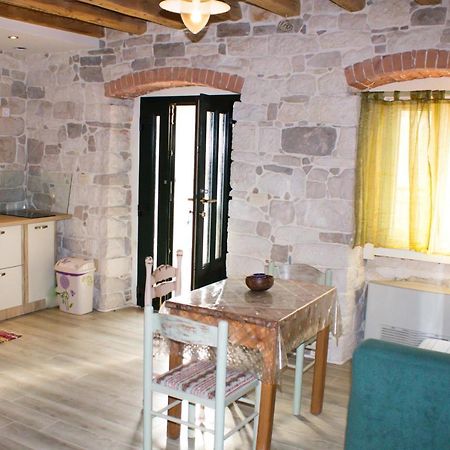 House Kvin Apartment Baska Voda Ngoại thất bức ảnh